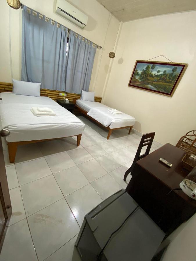 Ecran Riverfront Guesthouse กำปอต ภายนอก รูปภาพ