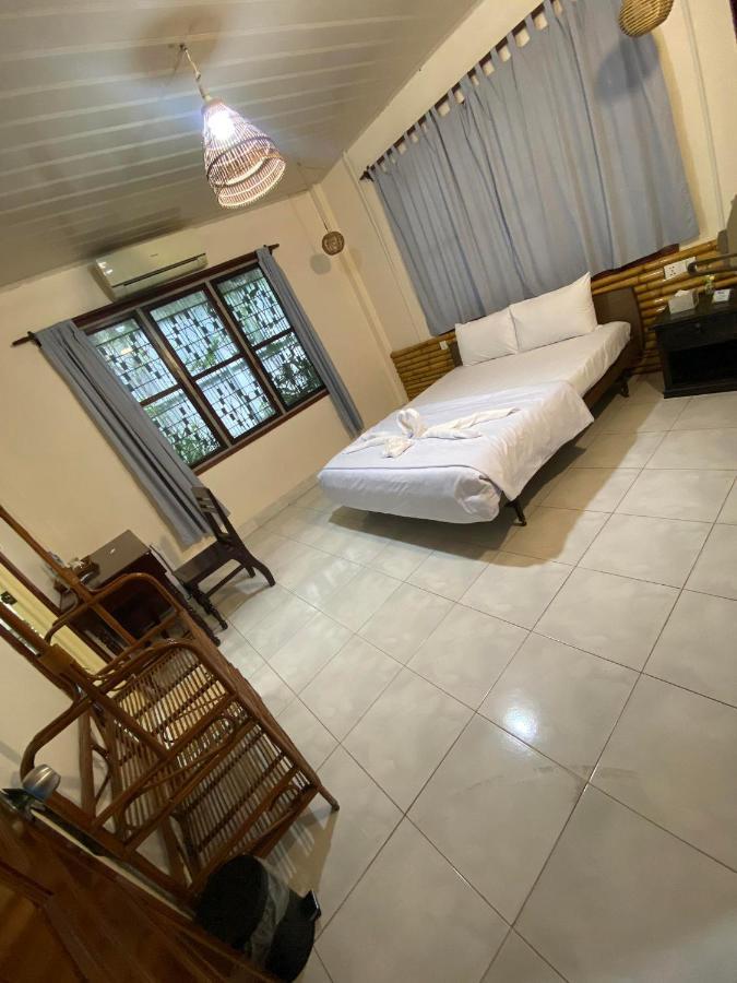 Ecran Riverfront Guesthouse กำปอต ภายนอก รูปภาพ
