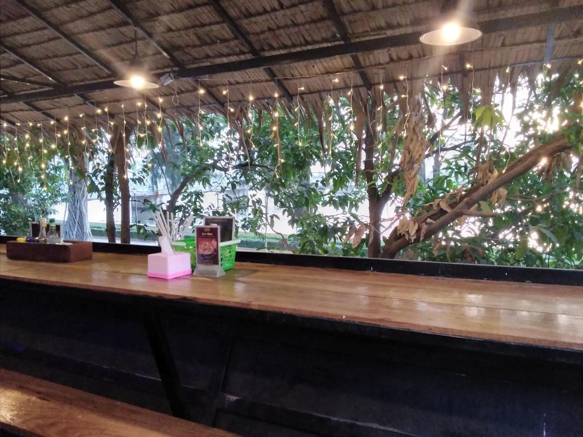 Ecran Riverfront Guesthouse กำปอต ภายนอก รูปภาพ